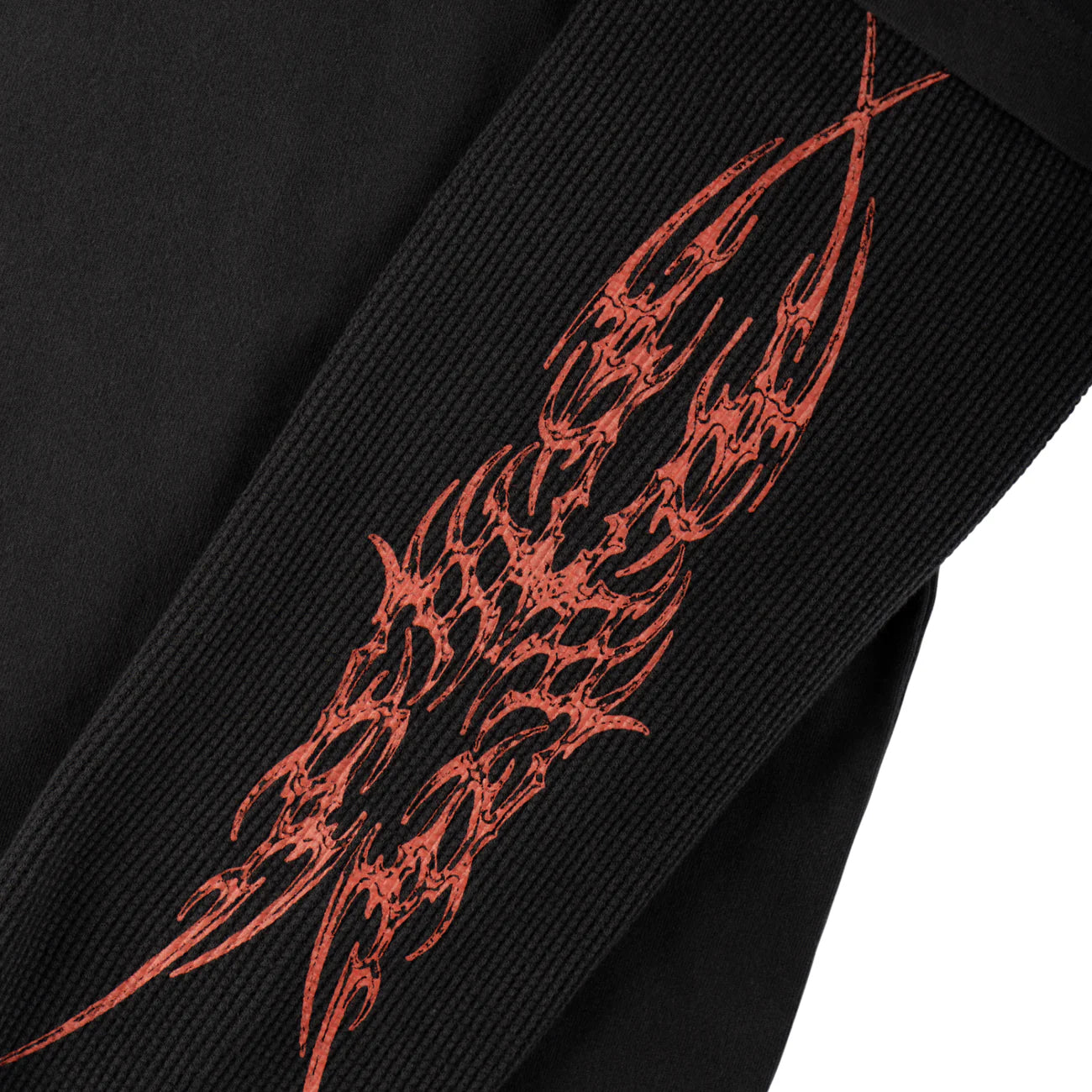 Welcome - Caste Layered L/S Knit Black/Red.