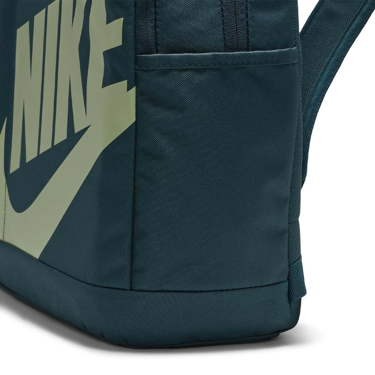 Nike - Elemental Backpack Green.