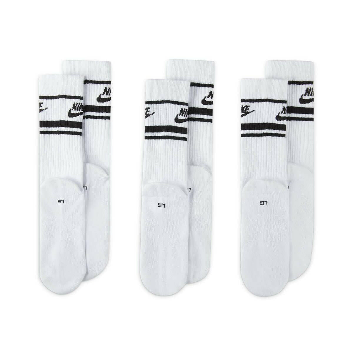 Nike - Sportswear Everyday Essential Crew Socks White 3 Pack.