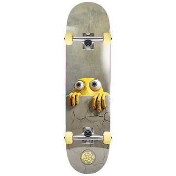 Push Peek Over 7.0 Complete Skateboard.