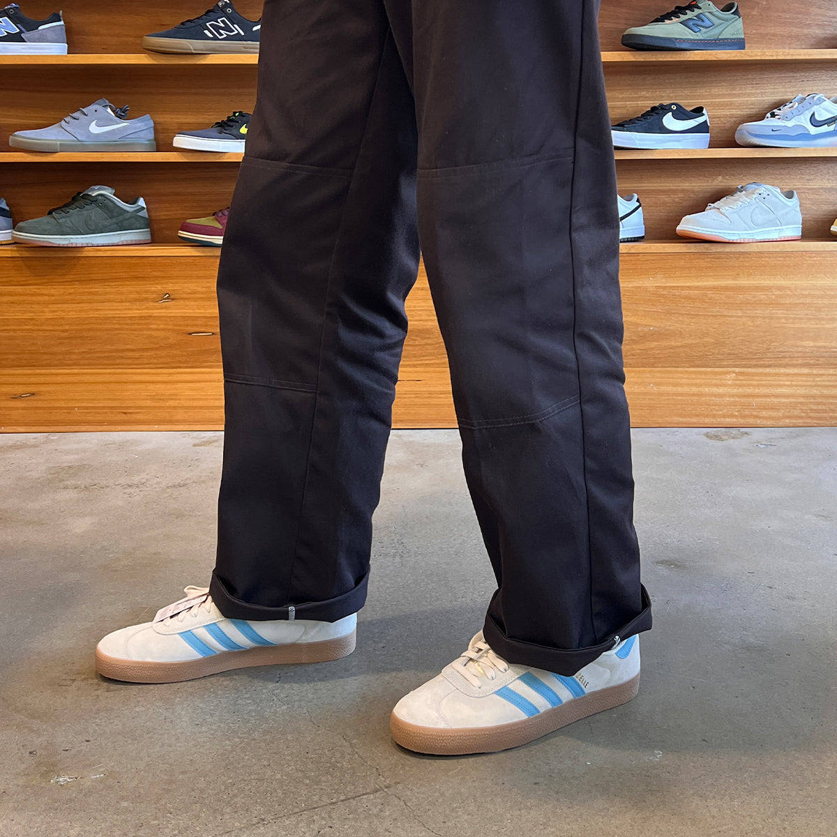 Adidas - Gazelle Adv Shoes White/Blue/Gum.