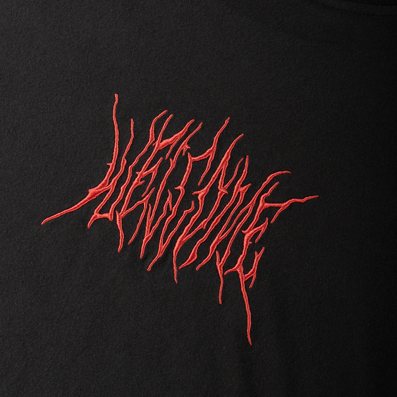 Welcome - Caste Layered L/S Knit Black/Red.