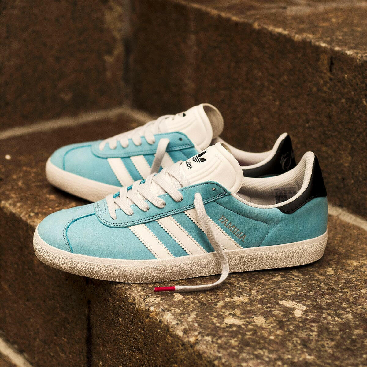 Adidas - MNUFC Familia Gazelle Adv Shoes Blue/White/Black.