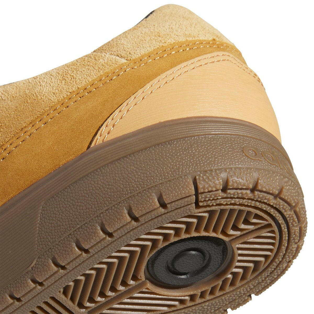 Adidas - Tyshawn II Shoes Brown/Black/Gum.