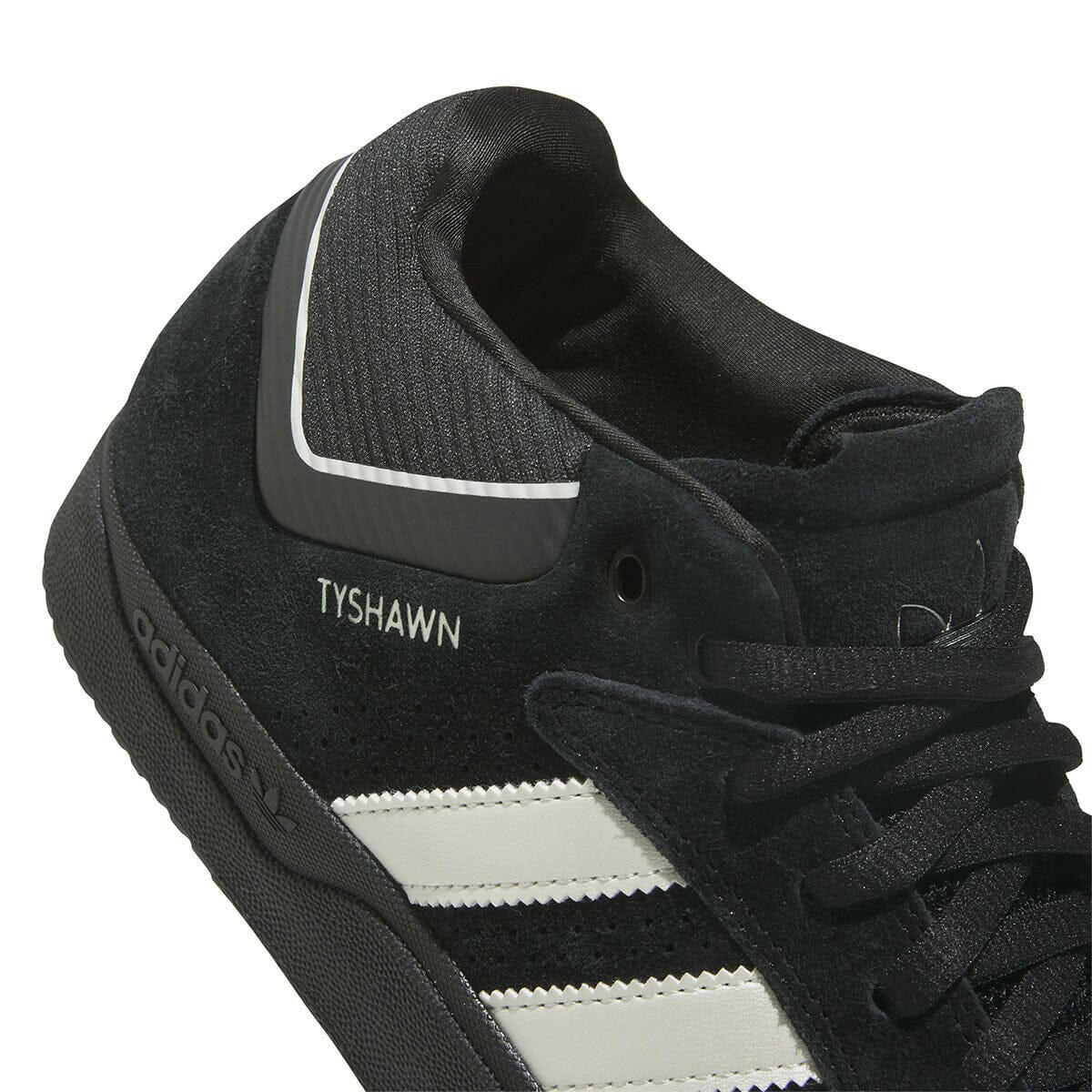 Adidas - Tyshawn Shoes Black/Zero Metallic/Spark.