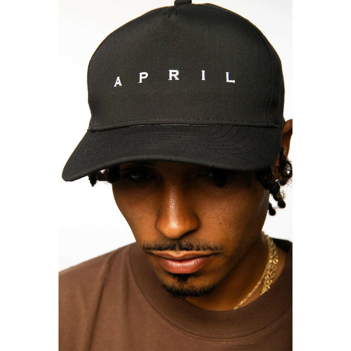 April - EMB Snapback Black/White.