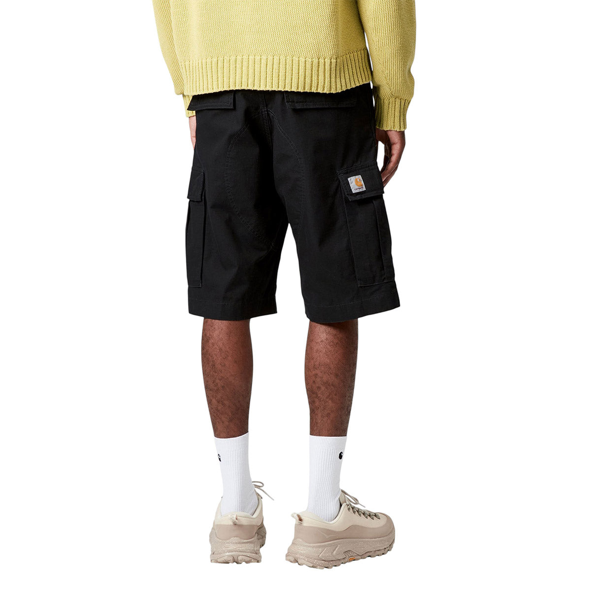 Carhartt Regular Cargo Short Black Rinsed Back Model