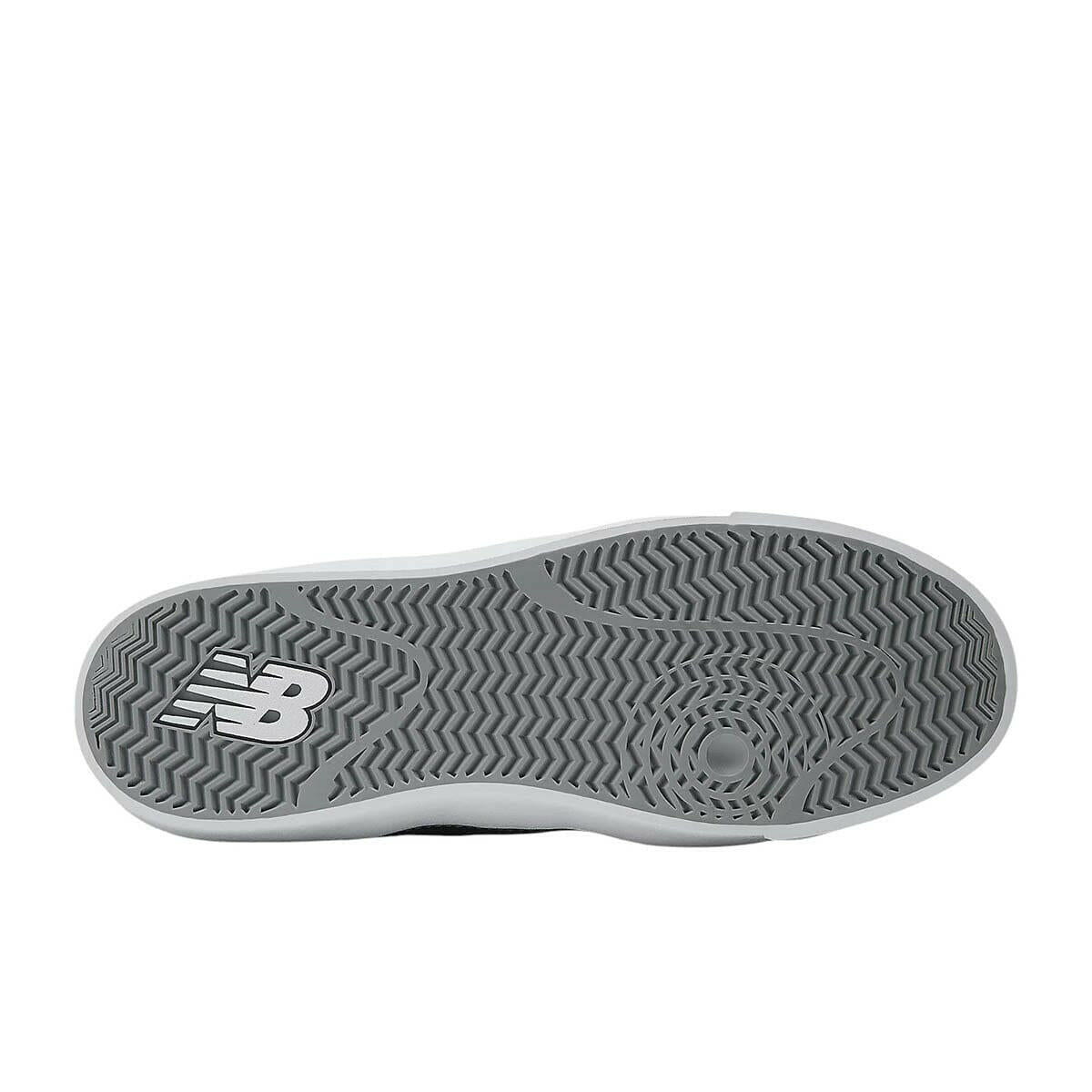 New Balance - Franky Villani 417 Low Shoes Black/White.