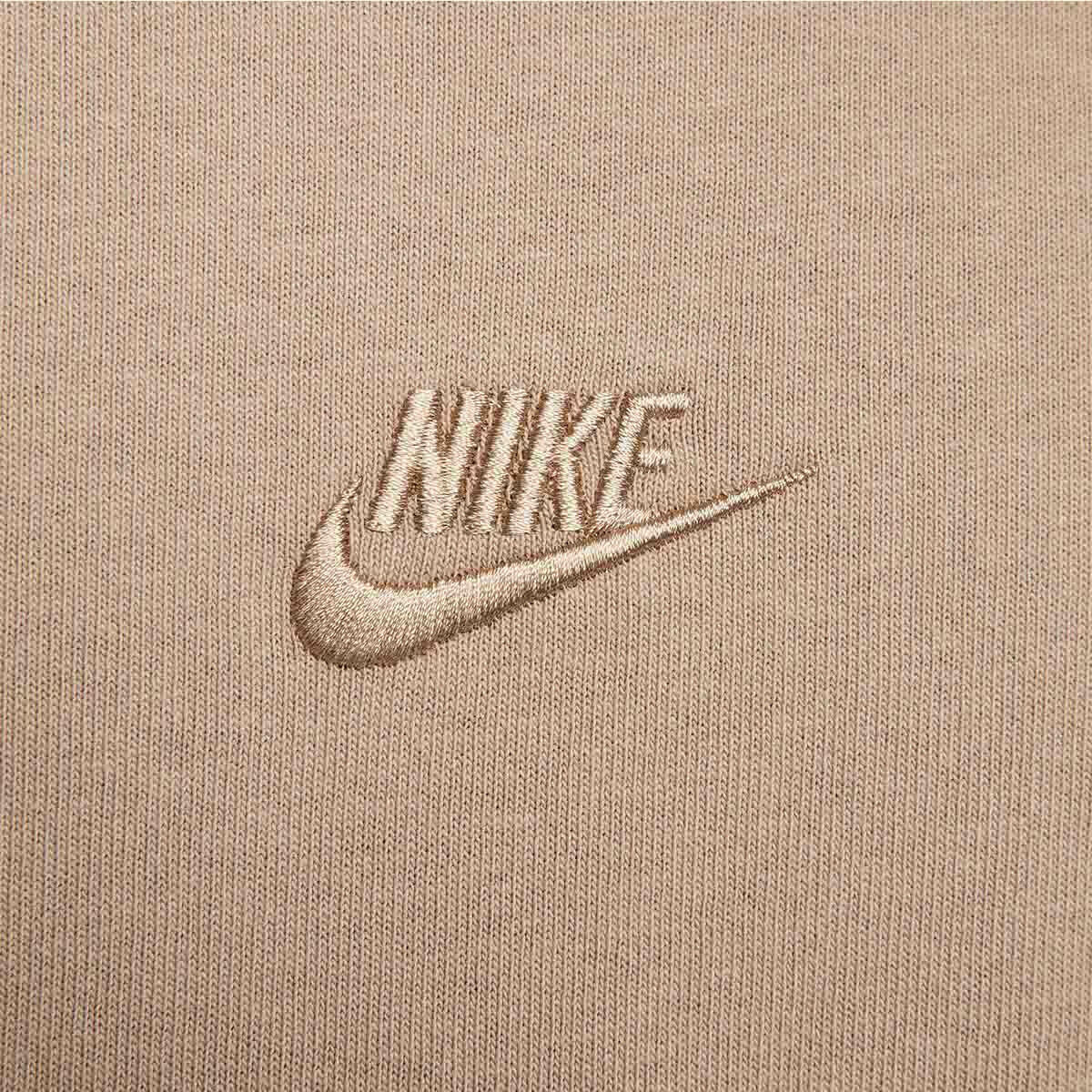 Nike - Premium Tee Khaki.