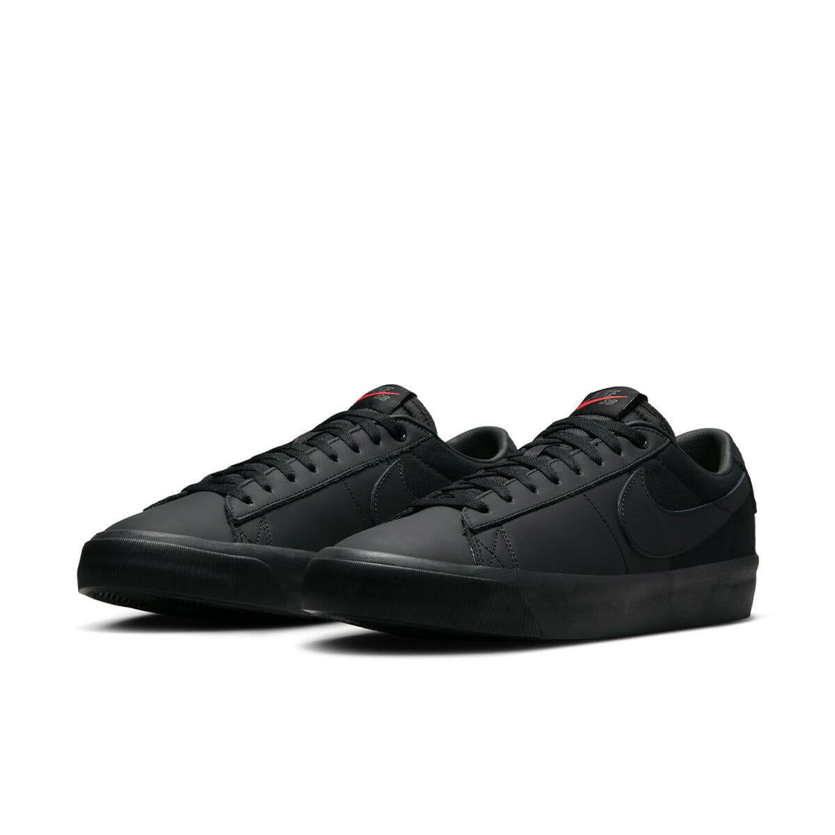 Nike SB - Blazer Low Pro GT ISO Shoes Triple Black.