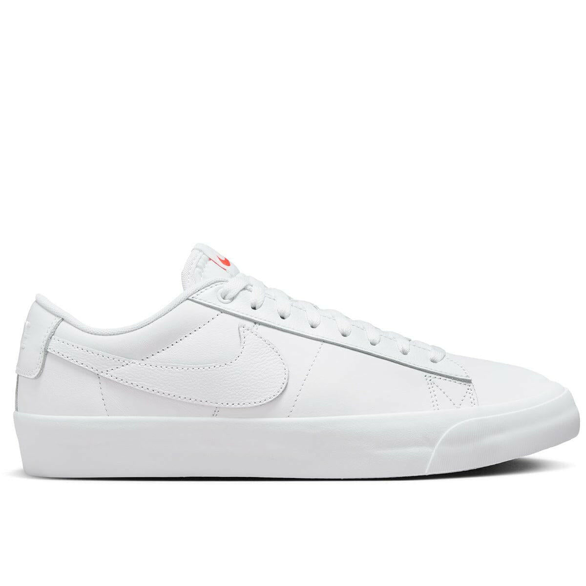 Nike SB - Blazer Low Pro GT ISO Shoes Triple White.