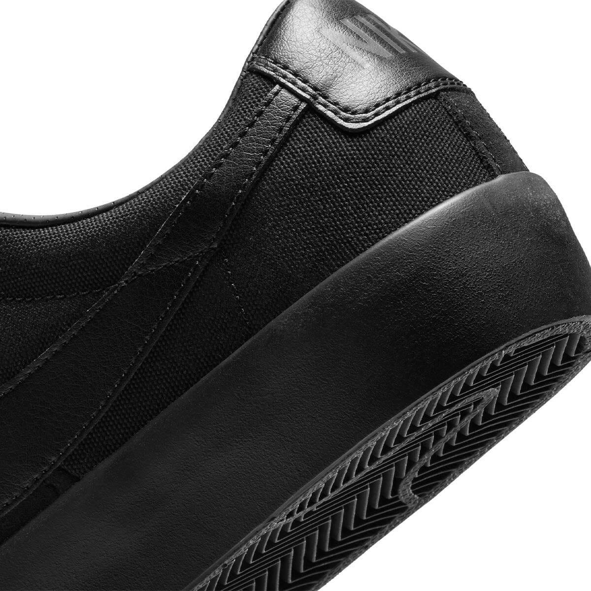 Nike SB - Blazer Low Pro GT Shoes Black/Black-Black-Anthracite.