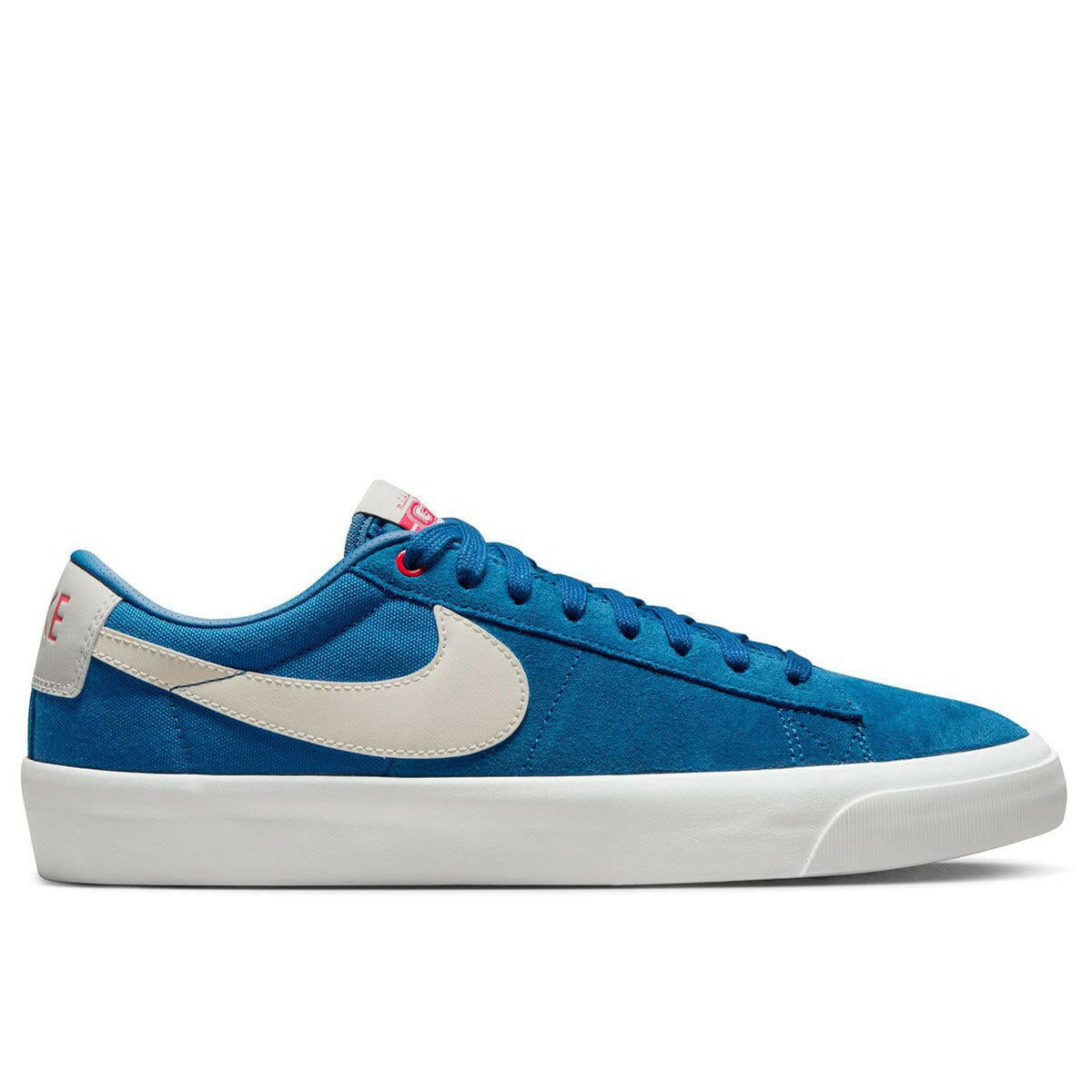 Nike SB - Blazer Low Pro GT Shoes Blue.