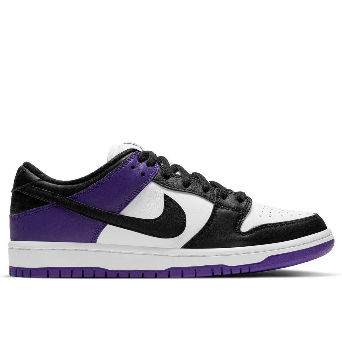 Nike SB - Dunk Low Pro Shoes Court Purple.