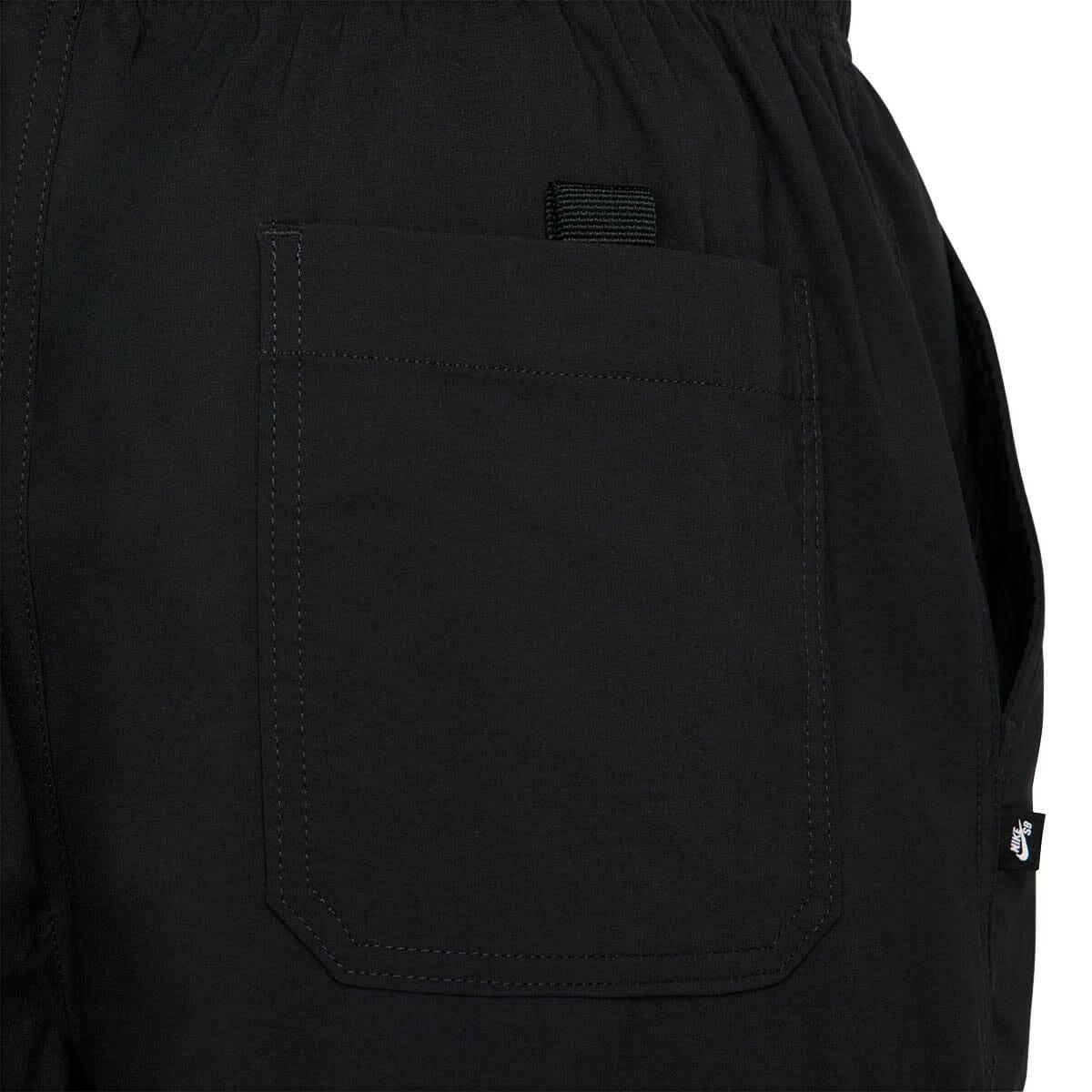 Nike SB - Dri-Fit Kearny Cargo Shorts Black.