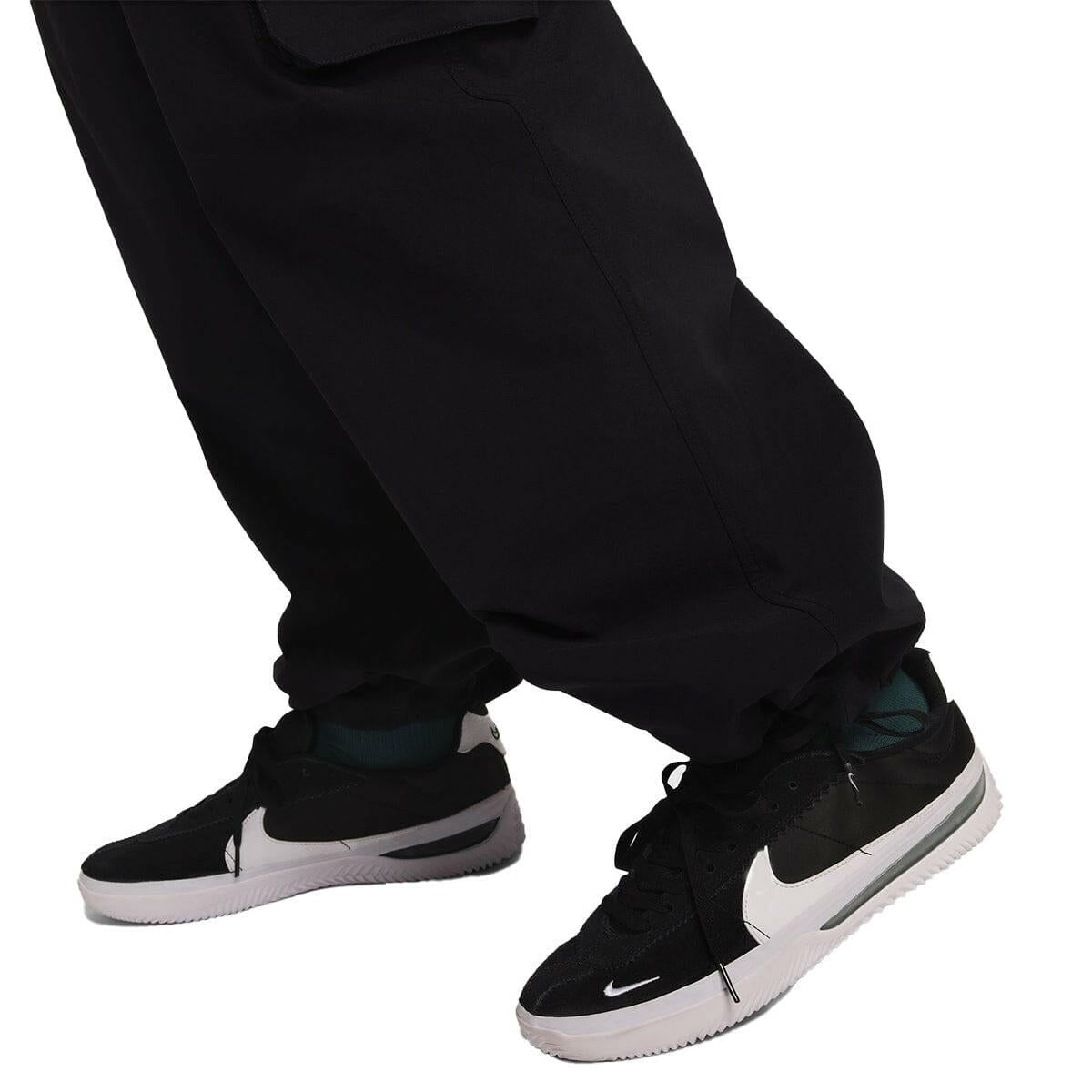 Nike SB - Dry Fit Kearny Cargo Pants Black.