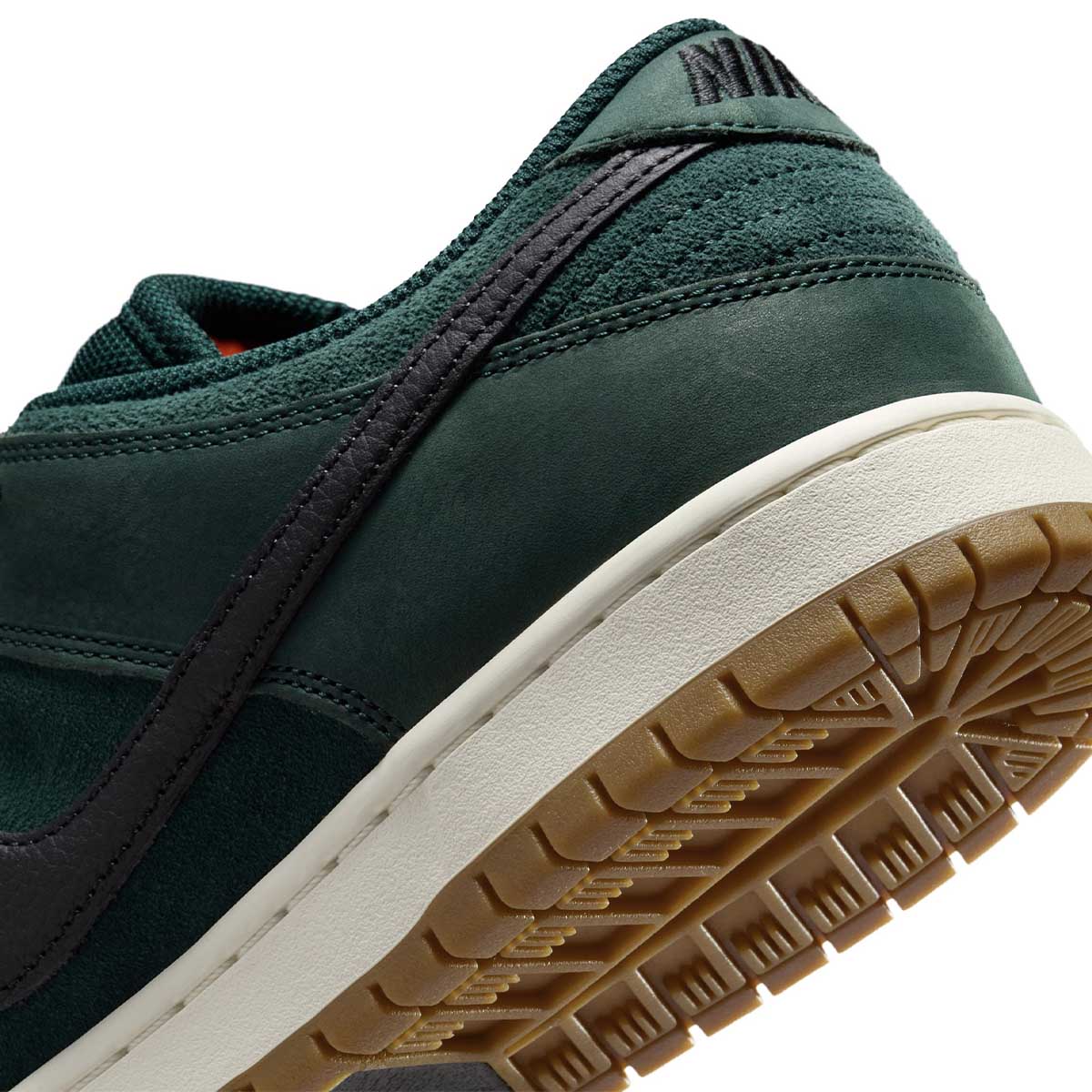 Nike SB Dunk Low Pro Shoes Deep Fir