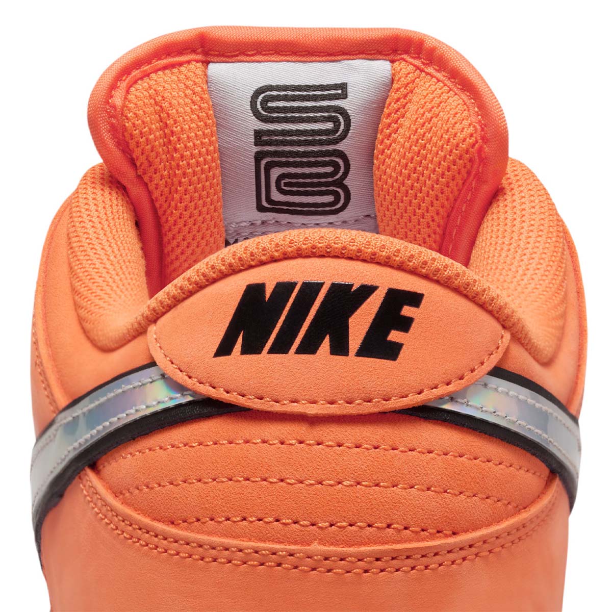 Nike SB Dunk Low Pro Shoes Muni Fast Pass Heel Detail