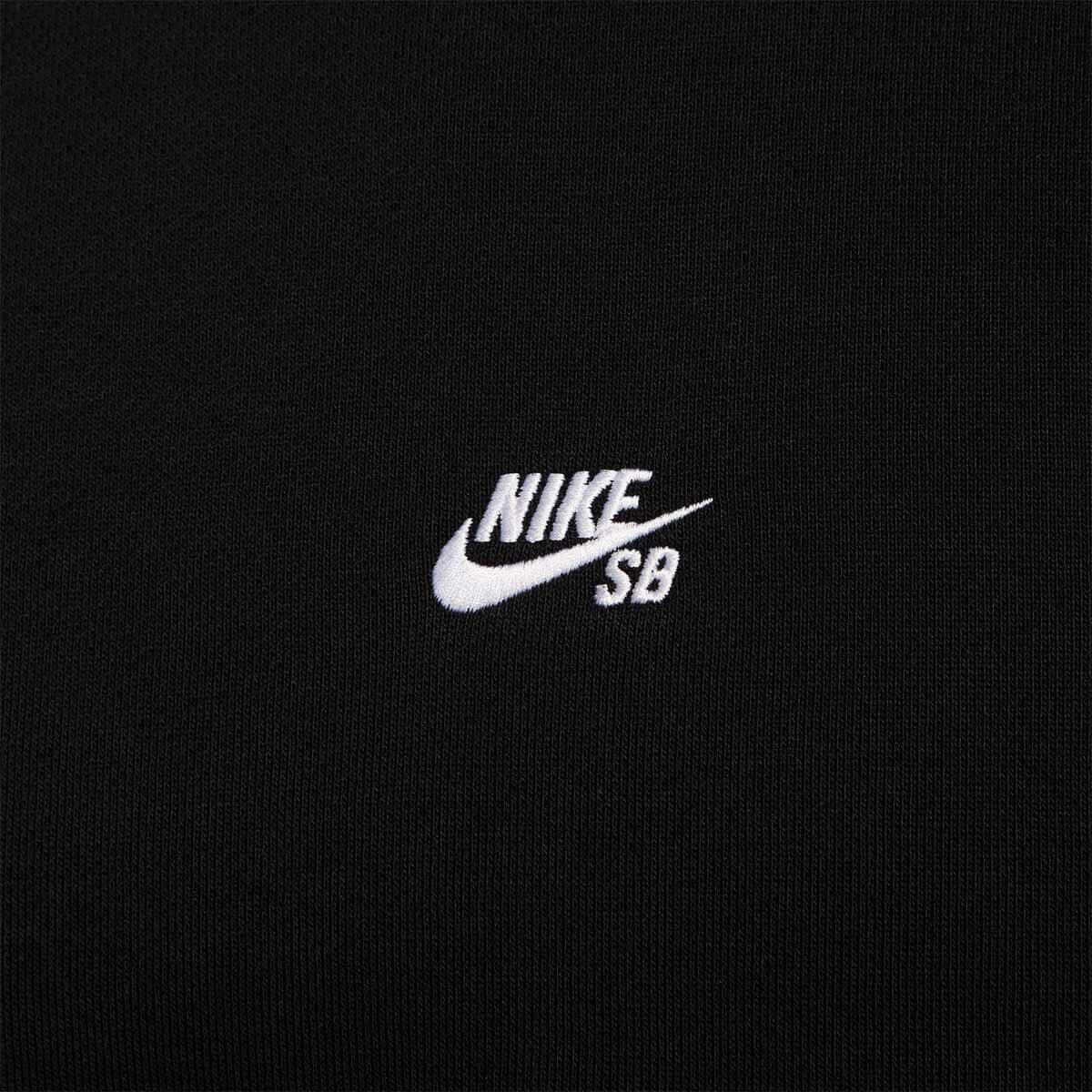 Nike SB - Essentials Crew Black.