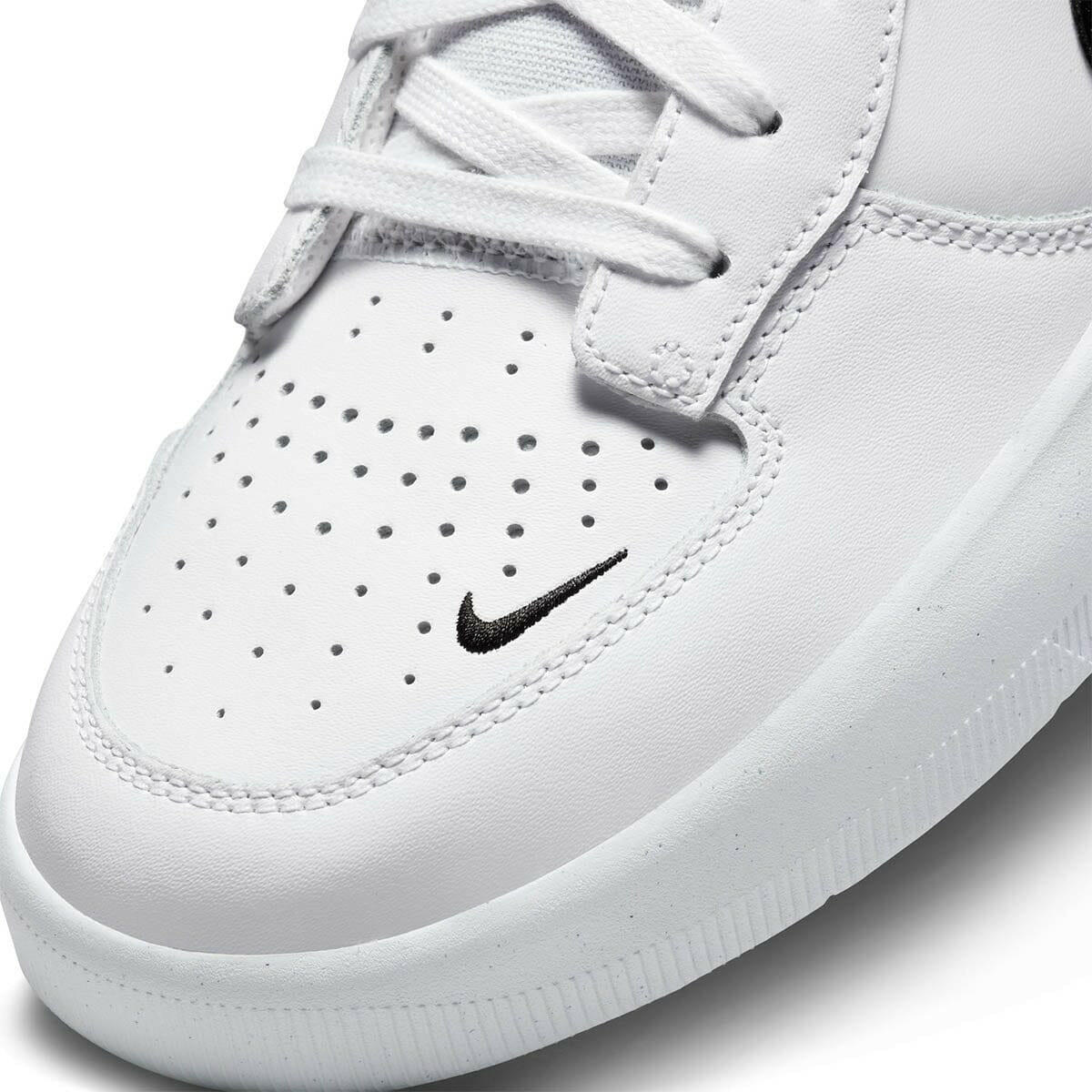 Nike SB - Force 58 Premium Shoes White/Black.