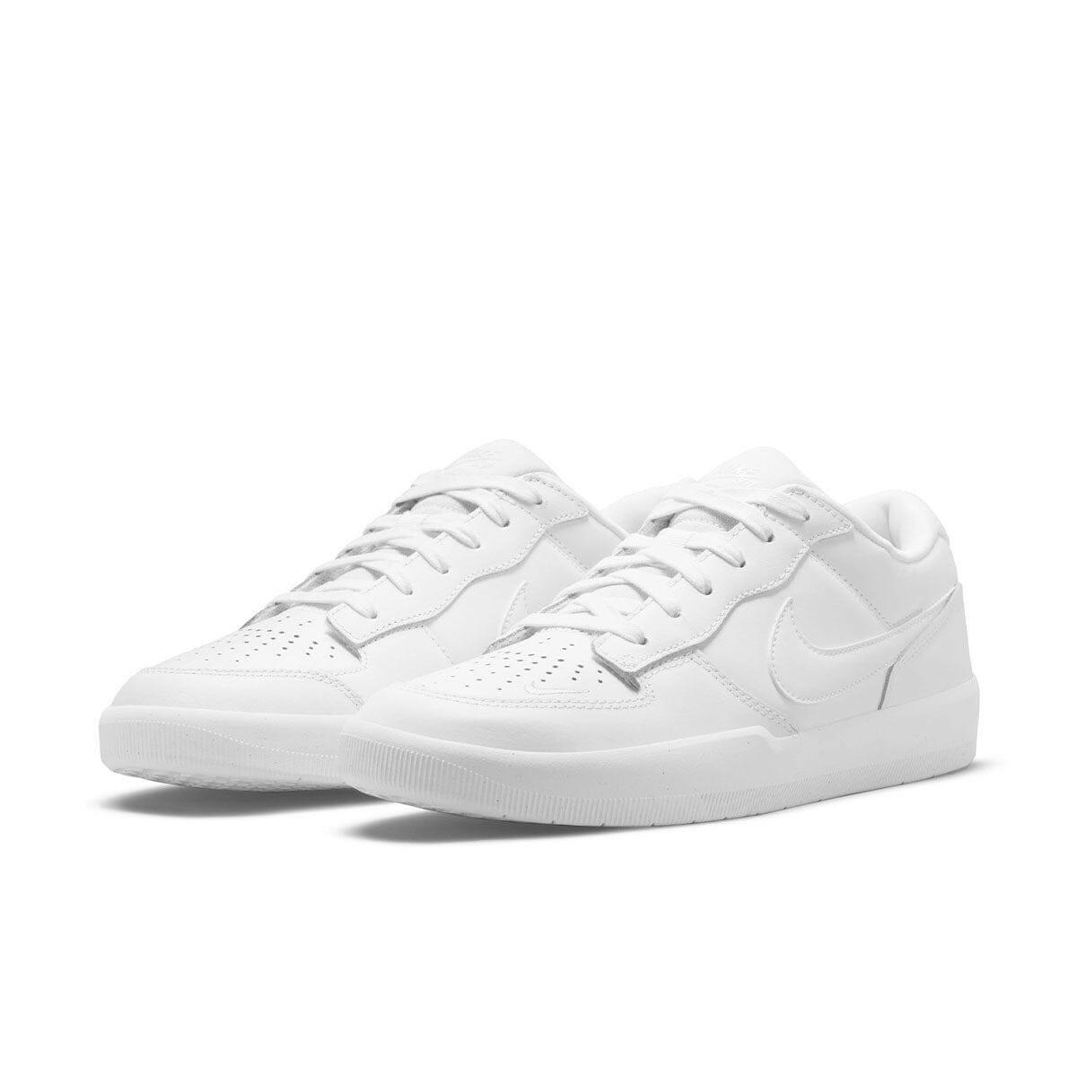 Nike SB - Force 58 Premium Shoes White/White-White-White.