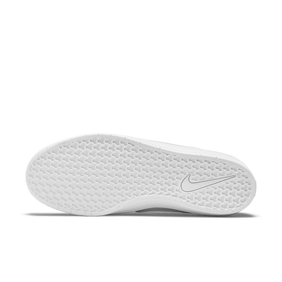 Nike SB - Force 58 Premium Shoes White/White-White-White.