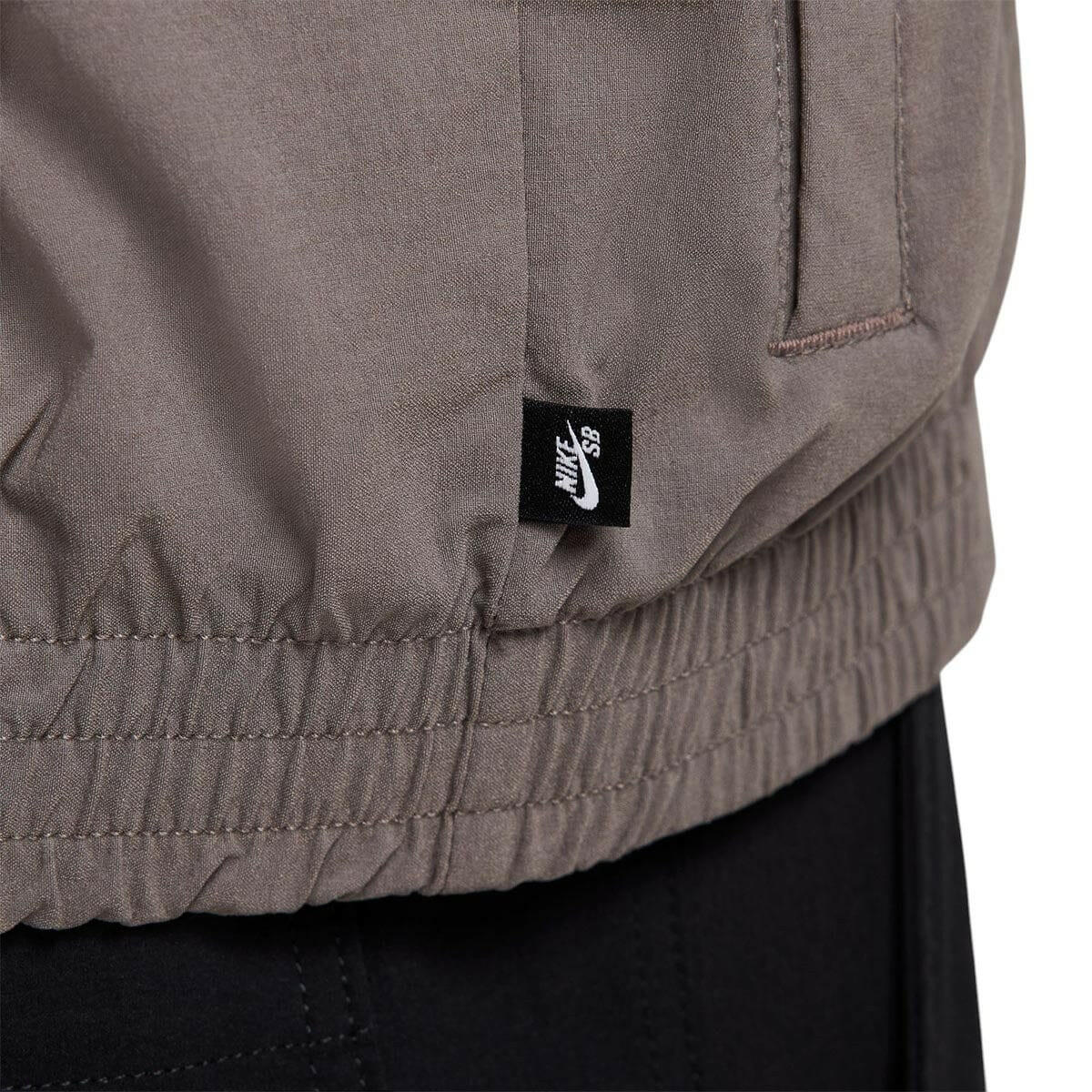 Nike SB - Full Zip Woven Skate Jacket Sequoia/Stone.