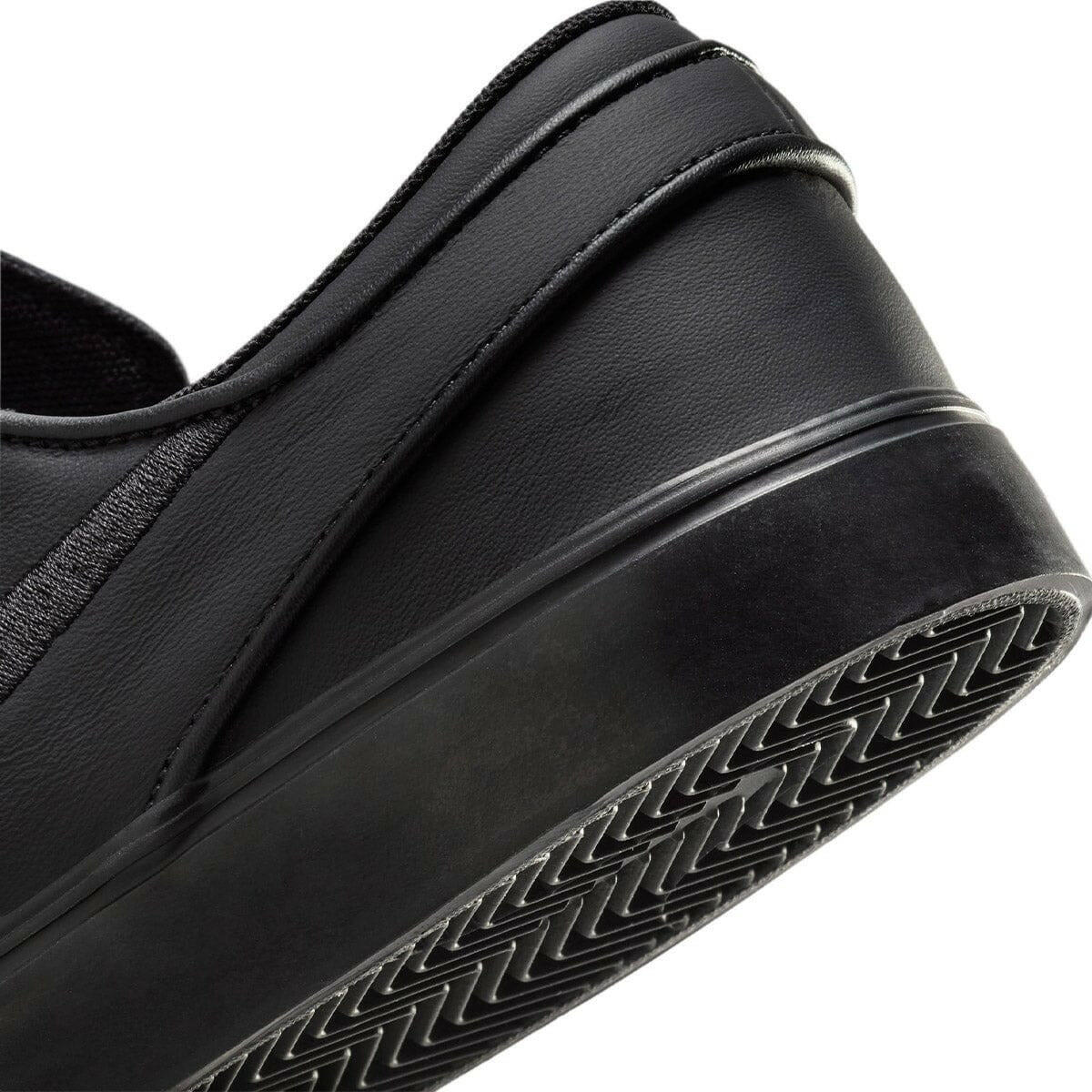 Nike SB - Janoski OG+ ISO Shoes Triple Black.