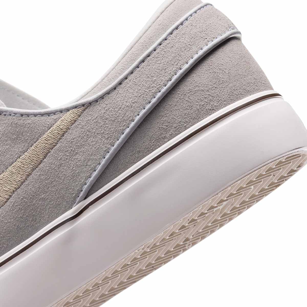 Nike SB Janoski OG+ Shoes White/Linen/Light Chocolate Heel Detail View