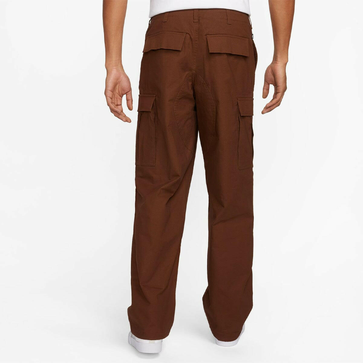 Nike SB - Kearny Cargo Pants Brown.