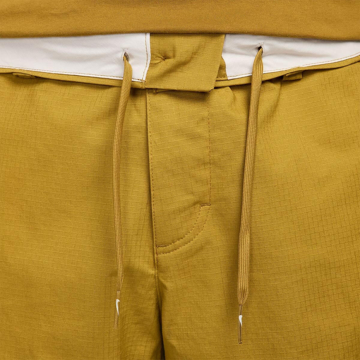 Nike SB - Kearny Cargo Pants Yellow.