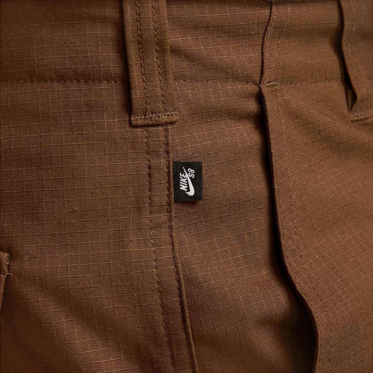 Nike SB - Kearny Cargo Shorts Brown.