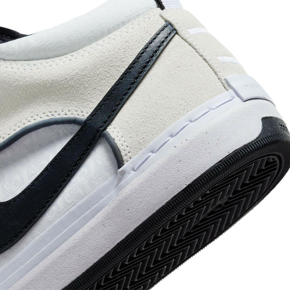 Nike SB - Leo Shoes White/Black.