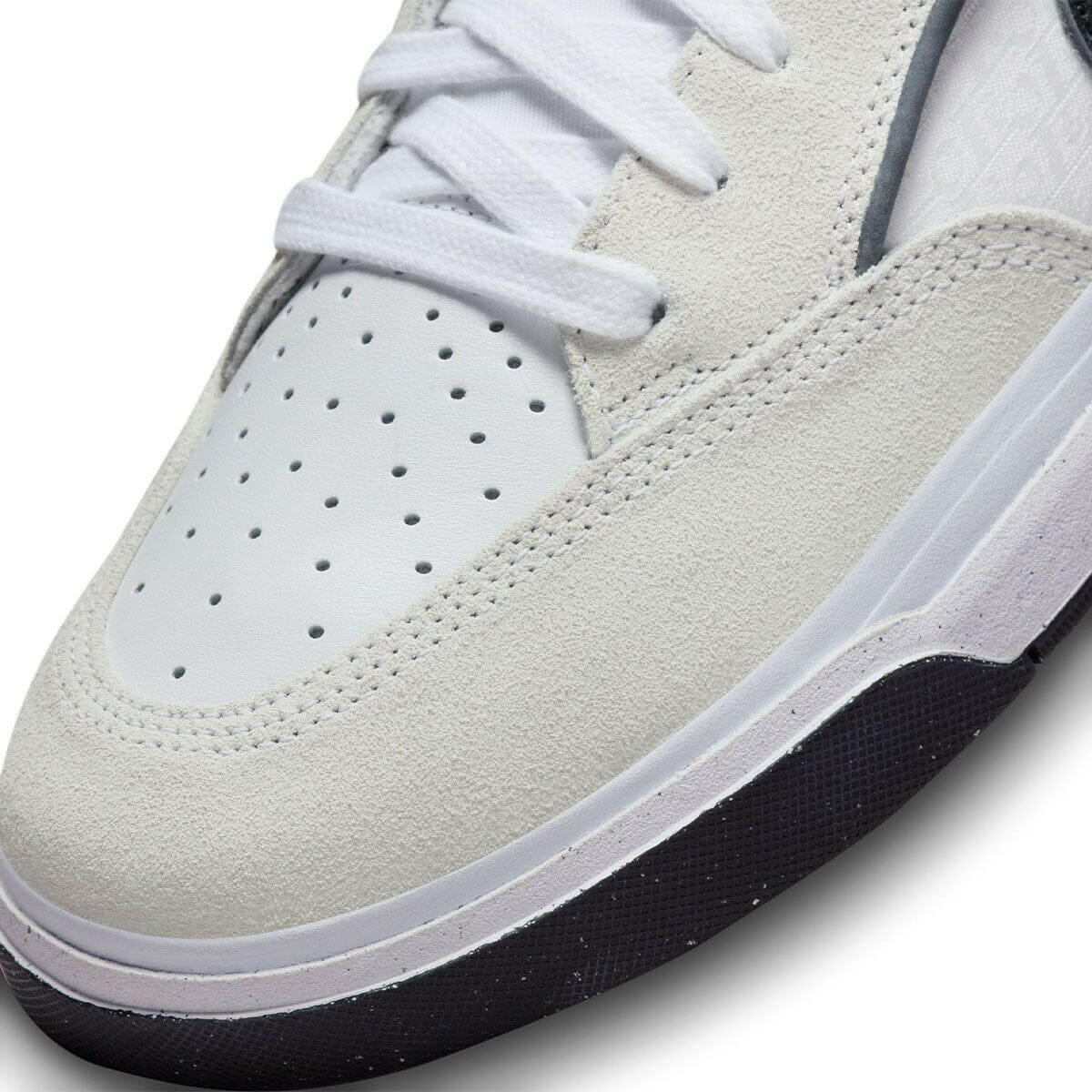 Nike SB - Leo Shoes White/Black.