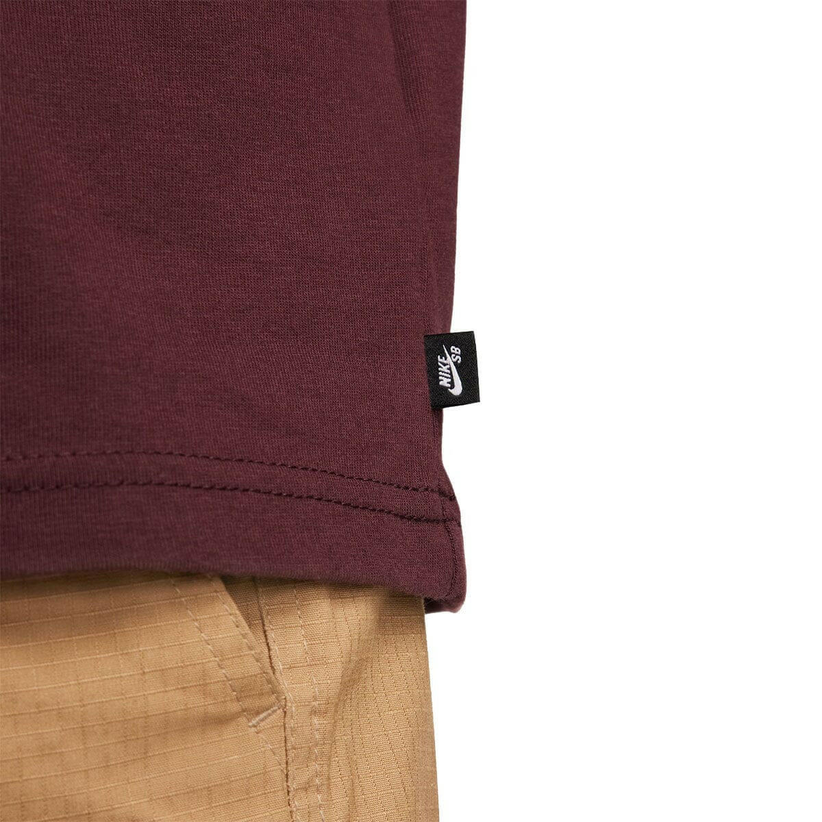 Nike SB - Logo Tee Burgundy.