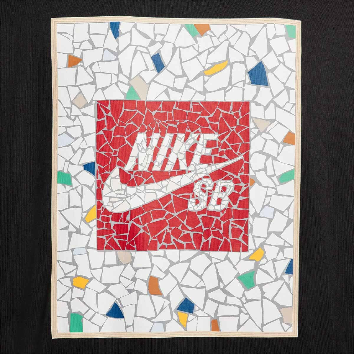 Nike SB - Mosaic Tee Black.