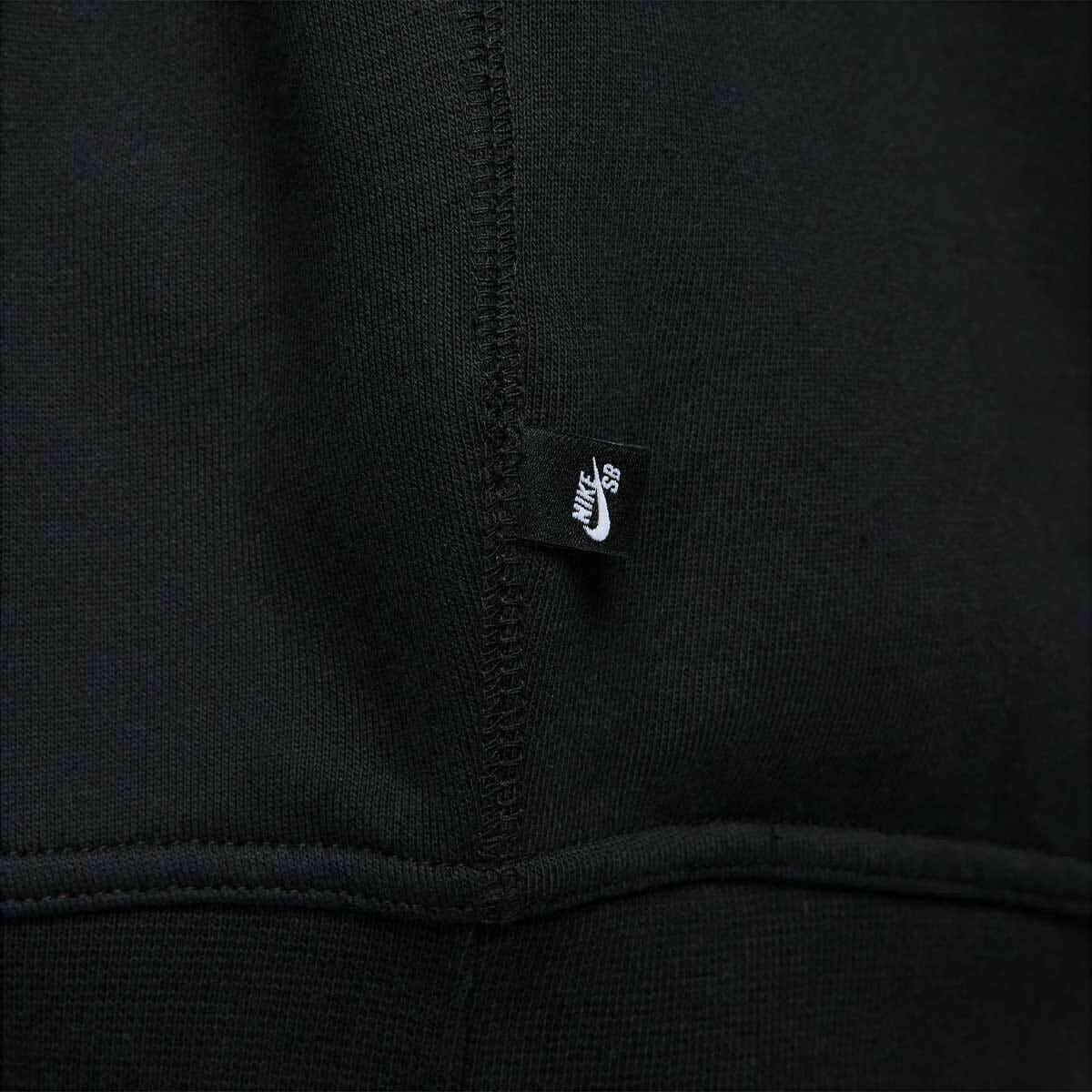 Nike SB - Salute Hoodie Black.