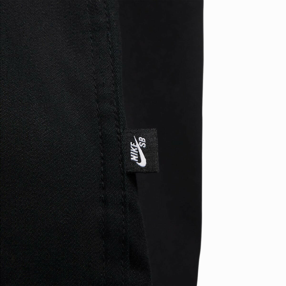 Nike SB - Tanglin Woven Shirt Black.