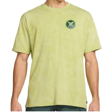 Nike SB - Yuto Horigome Tee Olive Aura.