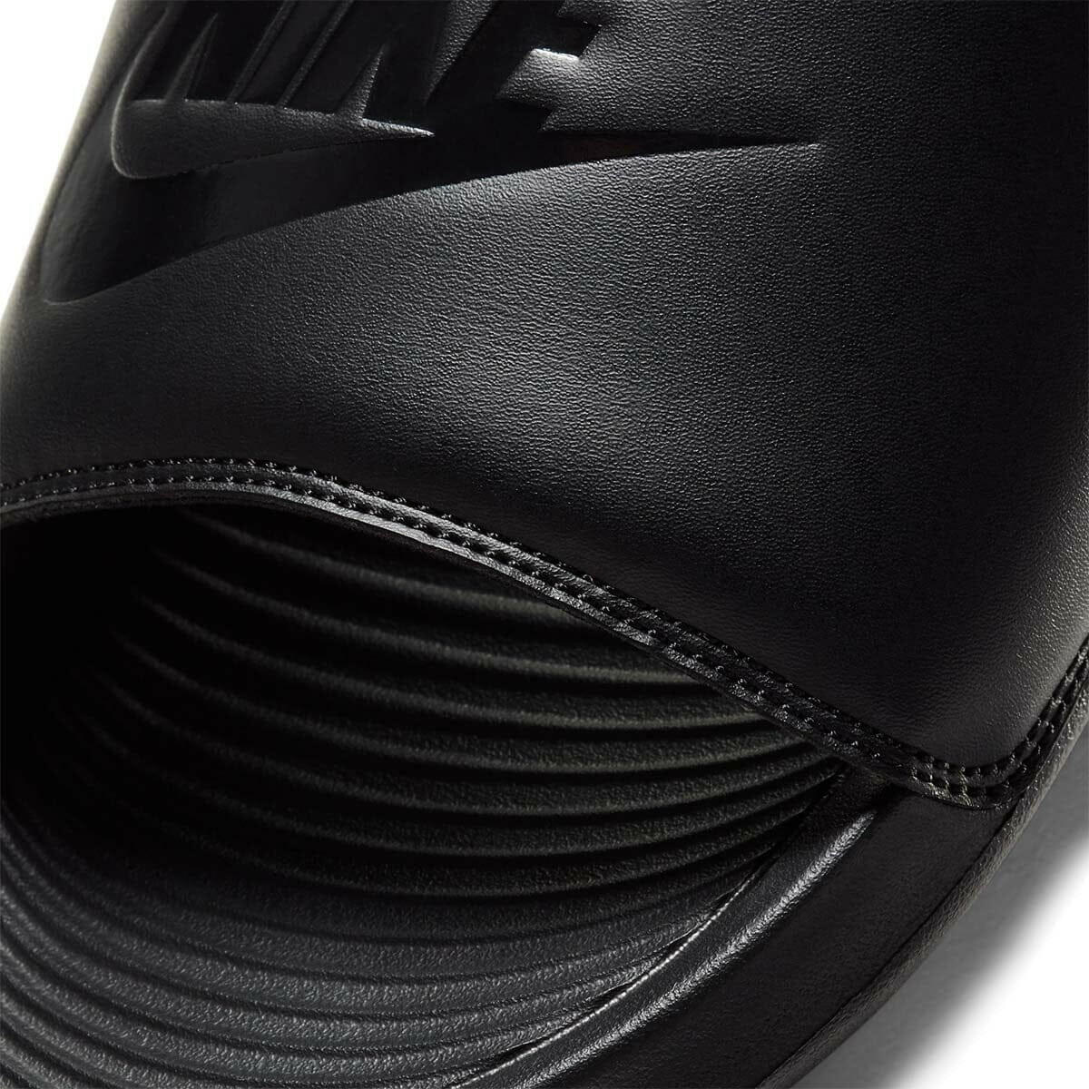 Nike - Victori One Slides Black.