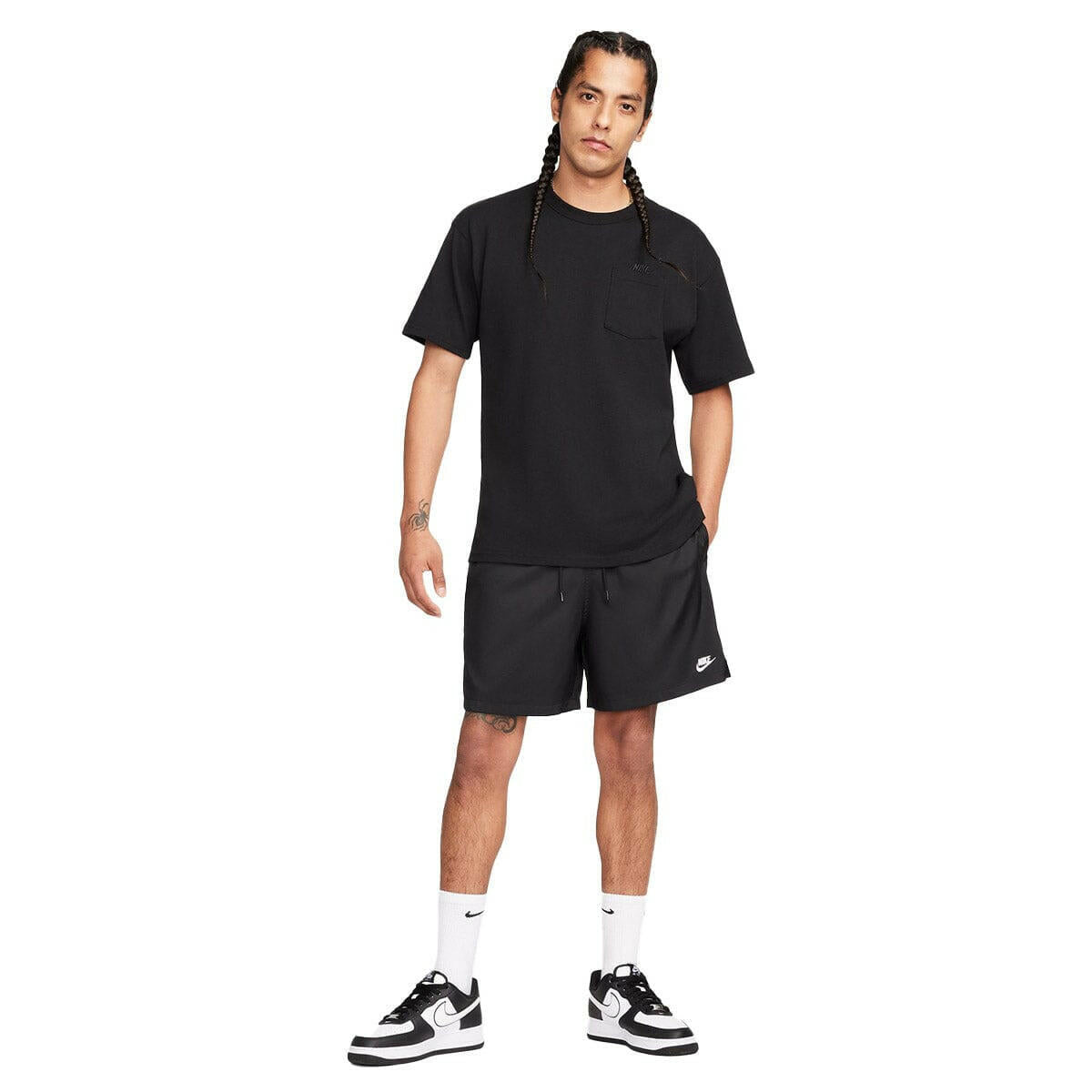 Nike - Woven Flow Shorts Black/White.