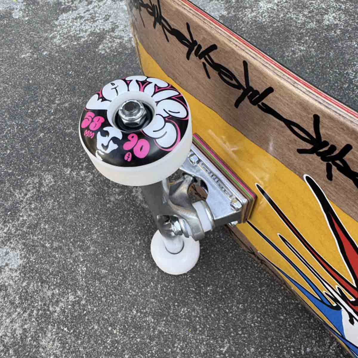 Opera Fatties 12.0 Complete Skateboard Detail