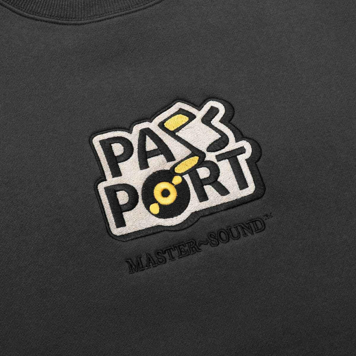 Pass~Port - Master~Sound Embroidered Crew Tar.