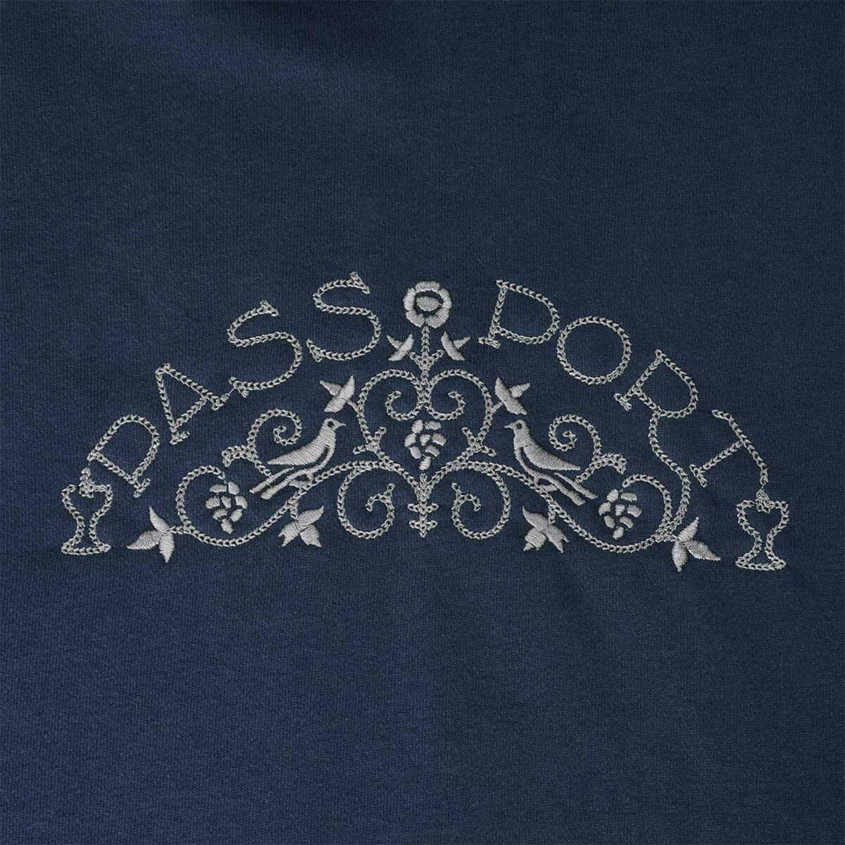 Pass~Port - Vineyard Birds Hoodie Navy.