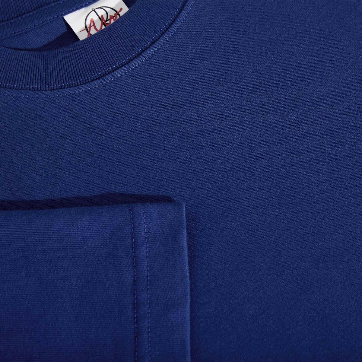 Polar - Life in a Bubble Tee Deep Blue.