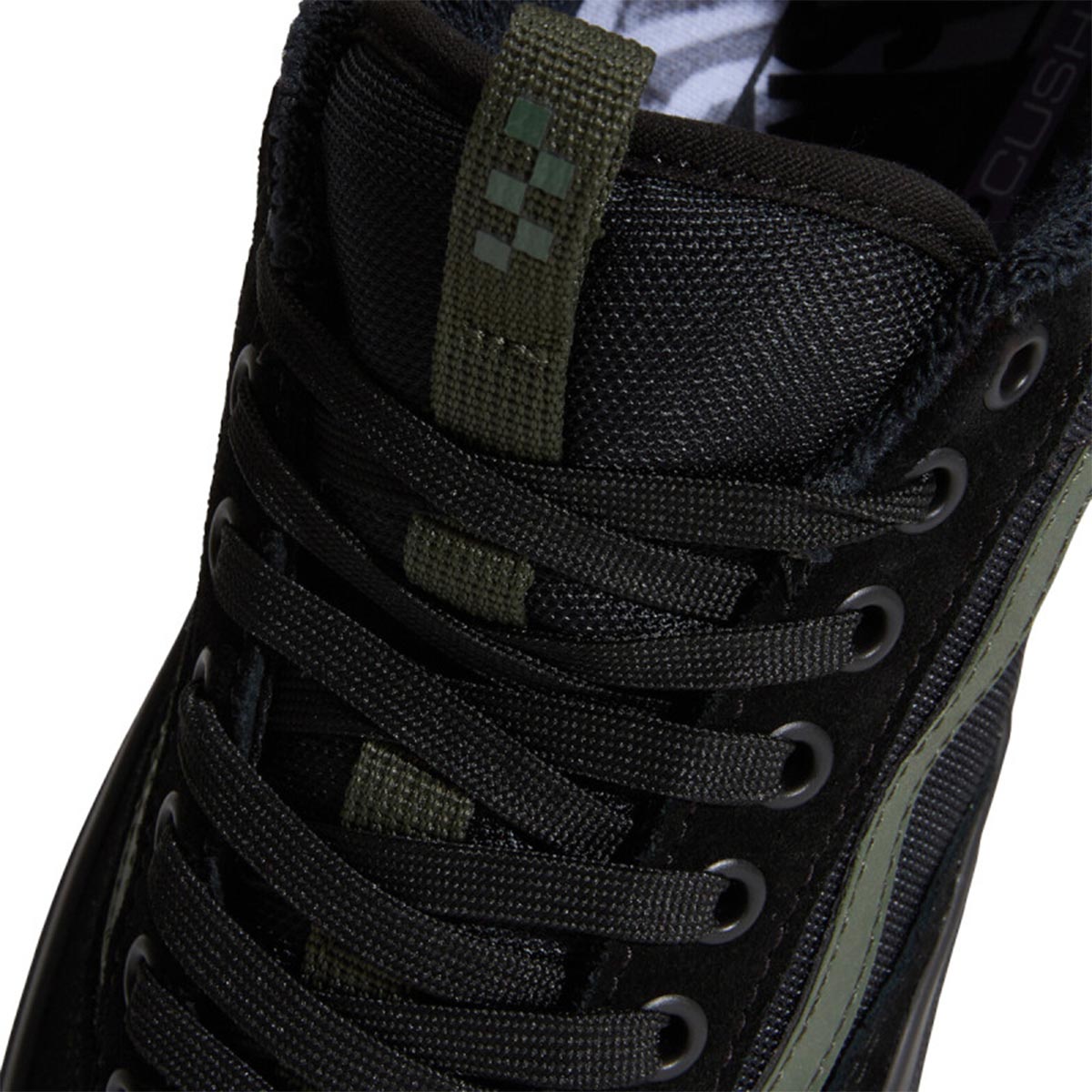 Vans Skate Old Skool 36+ Atiba Shoes Black/Dark Green