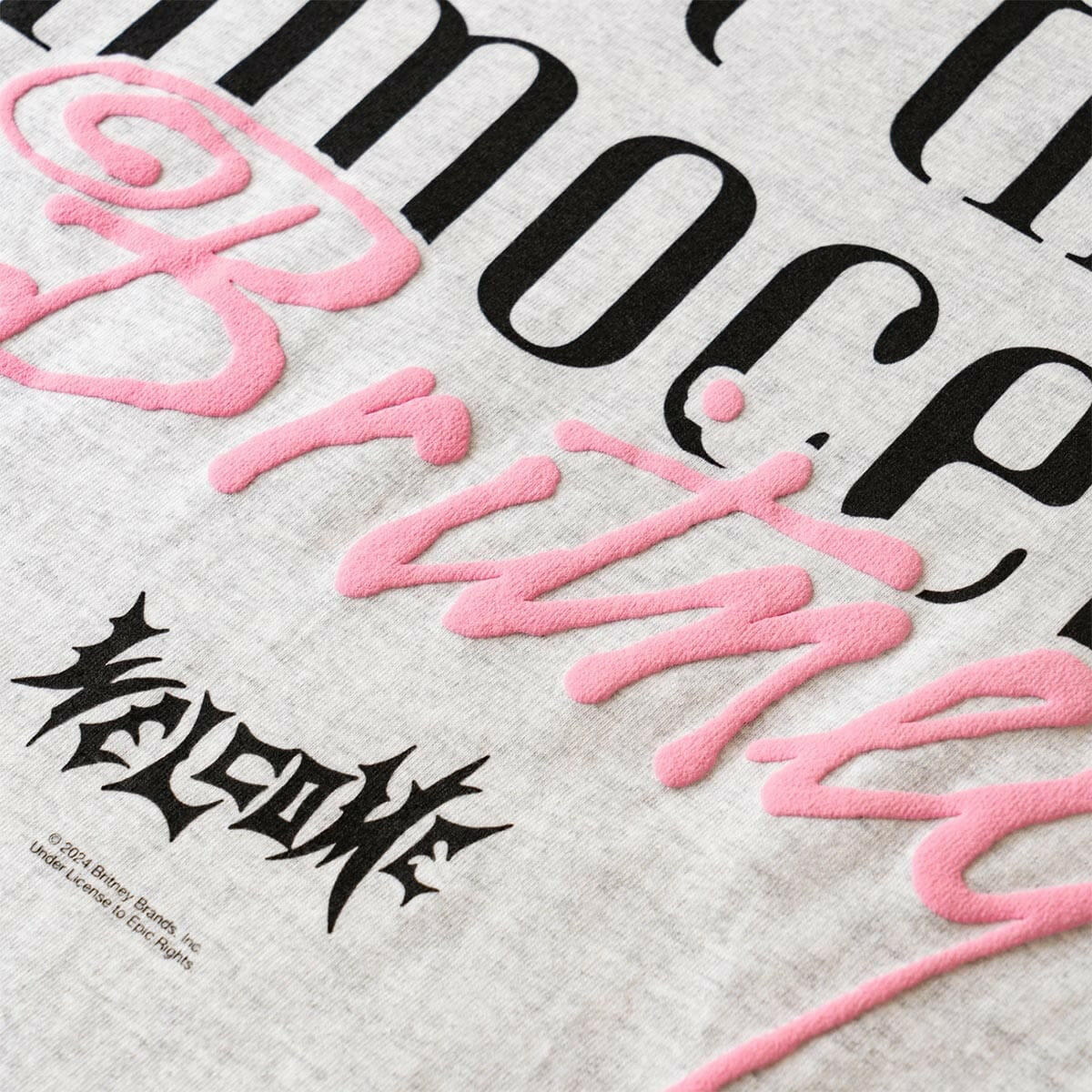 Welcome - Britney Spears Daisies Tee Heather.