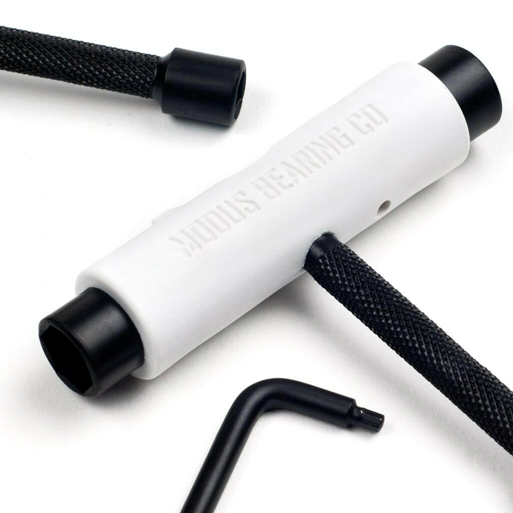 Modus Utility Skate Tool White.