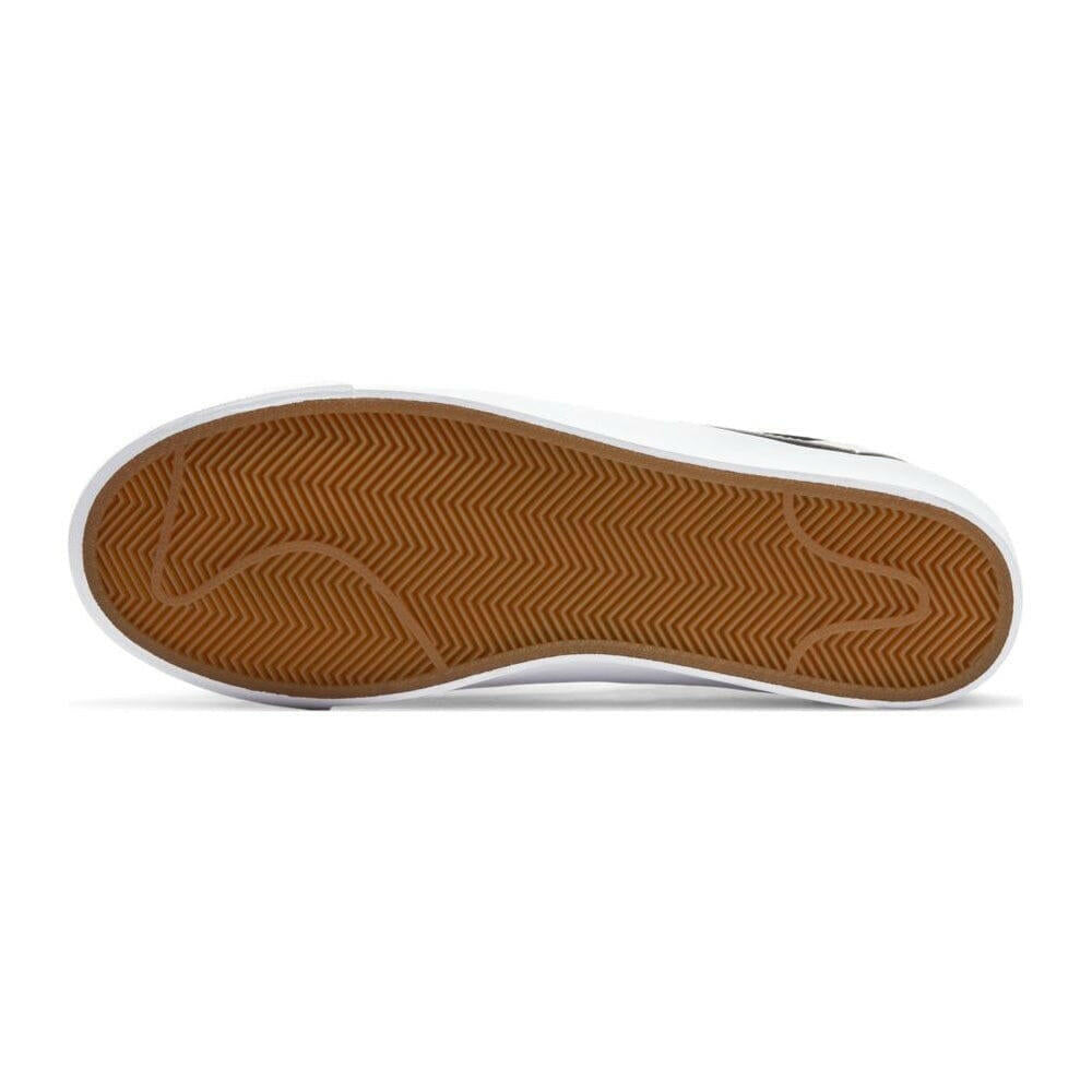 Nike SB - Blazer Low Pro GT Shoes Black/White-Black-Gum Light Brown.
