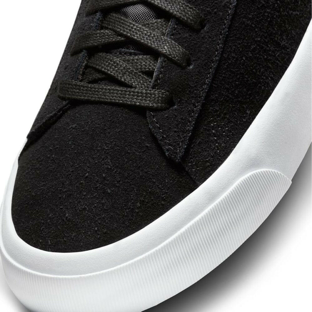 Nike SB - Blazer Low Pro GT Shoes Black/White-Black-Gum Light Brown.